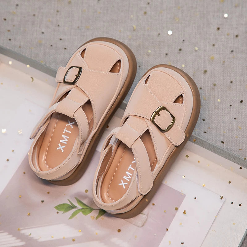 Boys Girls Hollow Toes Capped Sandals Kids Summer Beach Shoes Metal Buckle Fashion Children Roman Sandals Solid Color Simple New