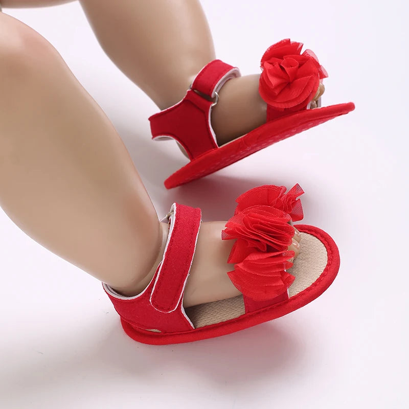 2025 Baby Girls Sandals Soft Sole Summer Infant Wedding Dress Flat Shoes Beach Sandal Newborn Crib Shoes First Walkers